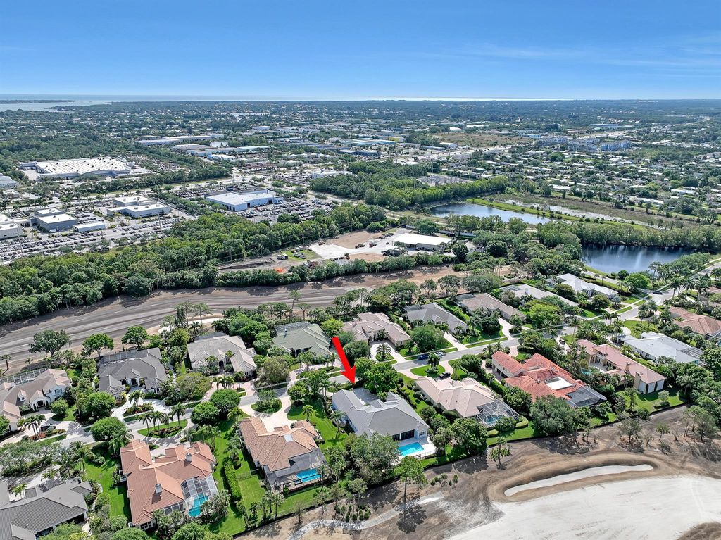 Photo of 4697 SE Waterford Drive, Stuart, FL 34997 (MLS # R10976407)