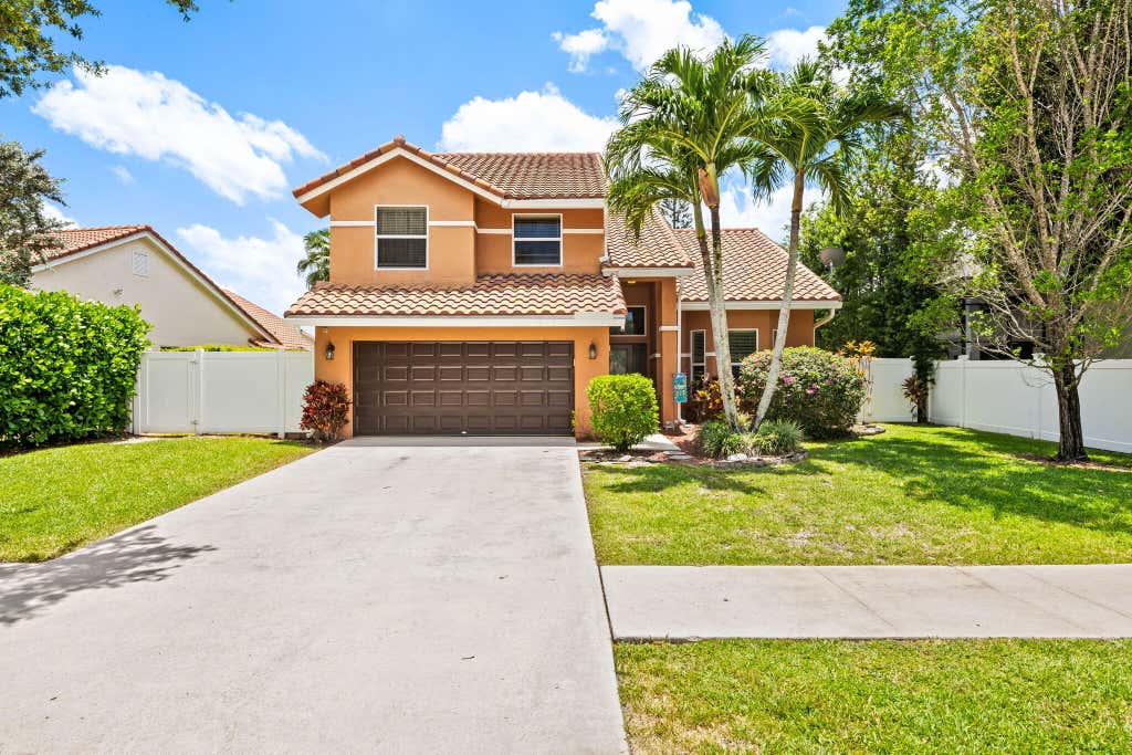 Photo of 6421 NW 57th Way, Parkland, FL 33067 (MLS # B26039534)