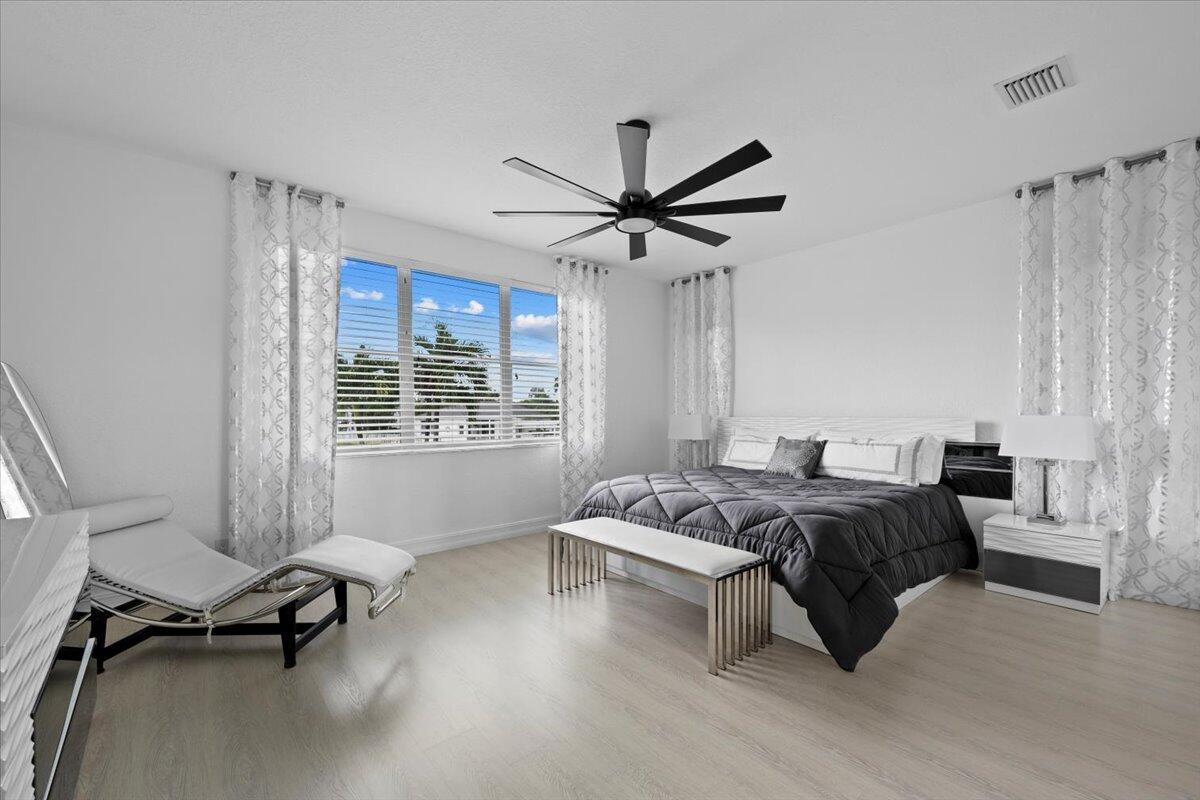 JOURNEYS END 1 - Residential