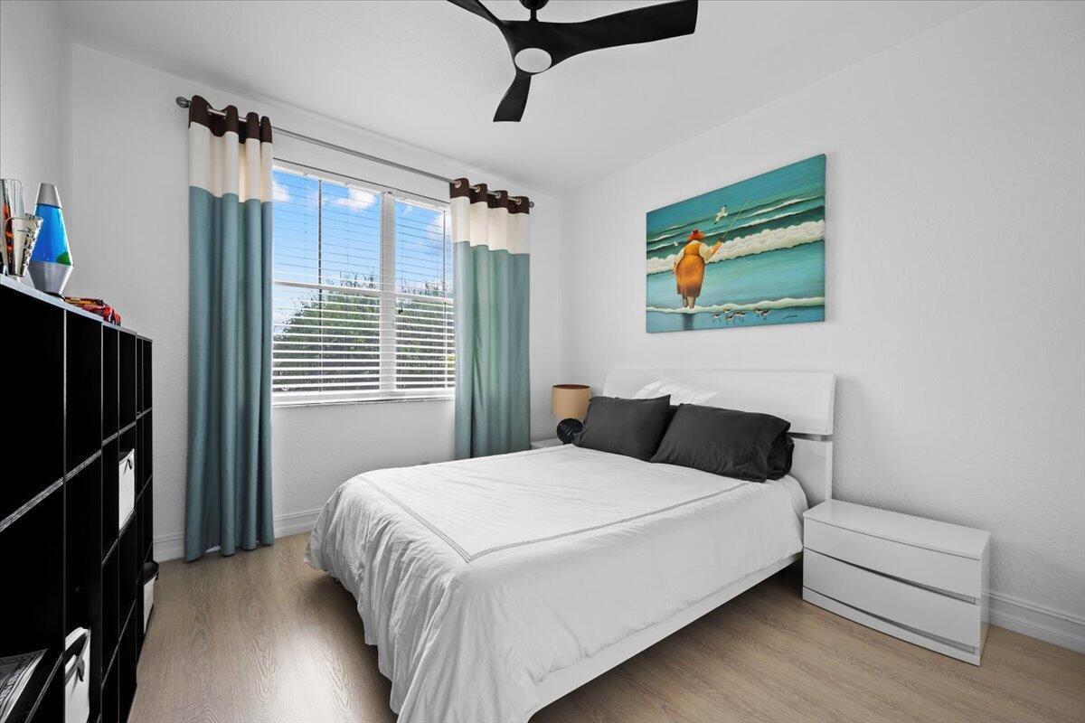 JOURNEYS END 1 - Residential