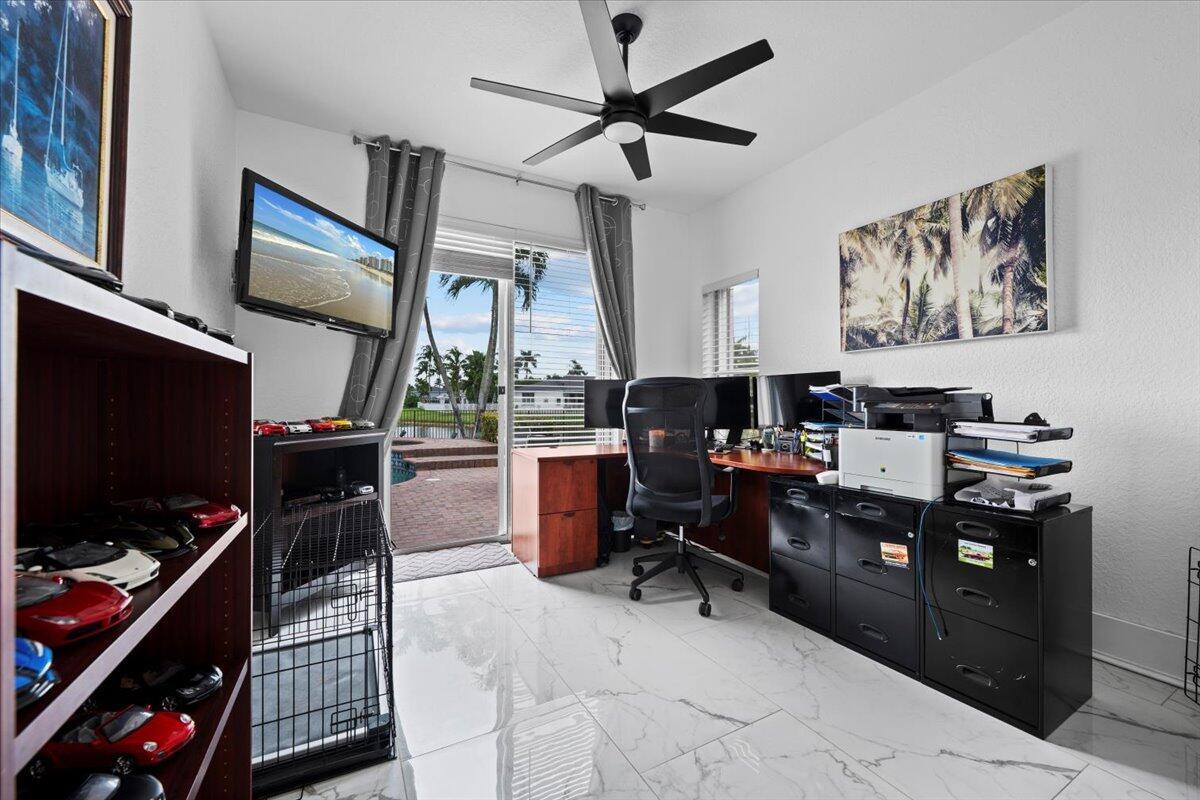 JOURNEYS END 1 - Residential