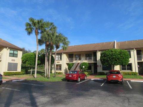 A home in Lake Worth