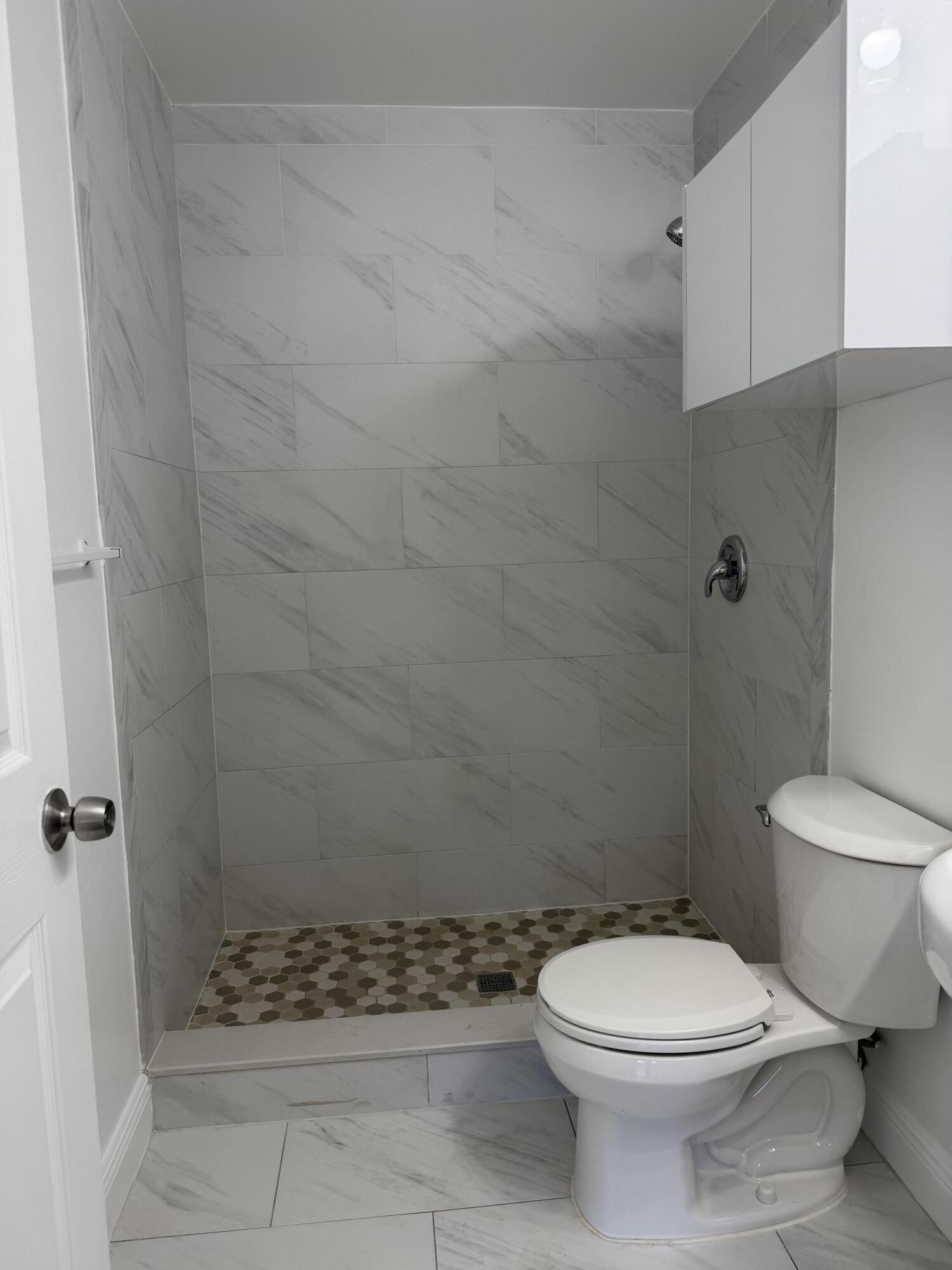 LAKE WORTH TOWN OF - Residential Lease