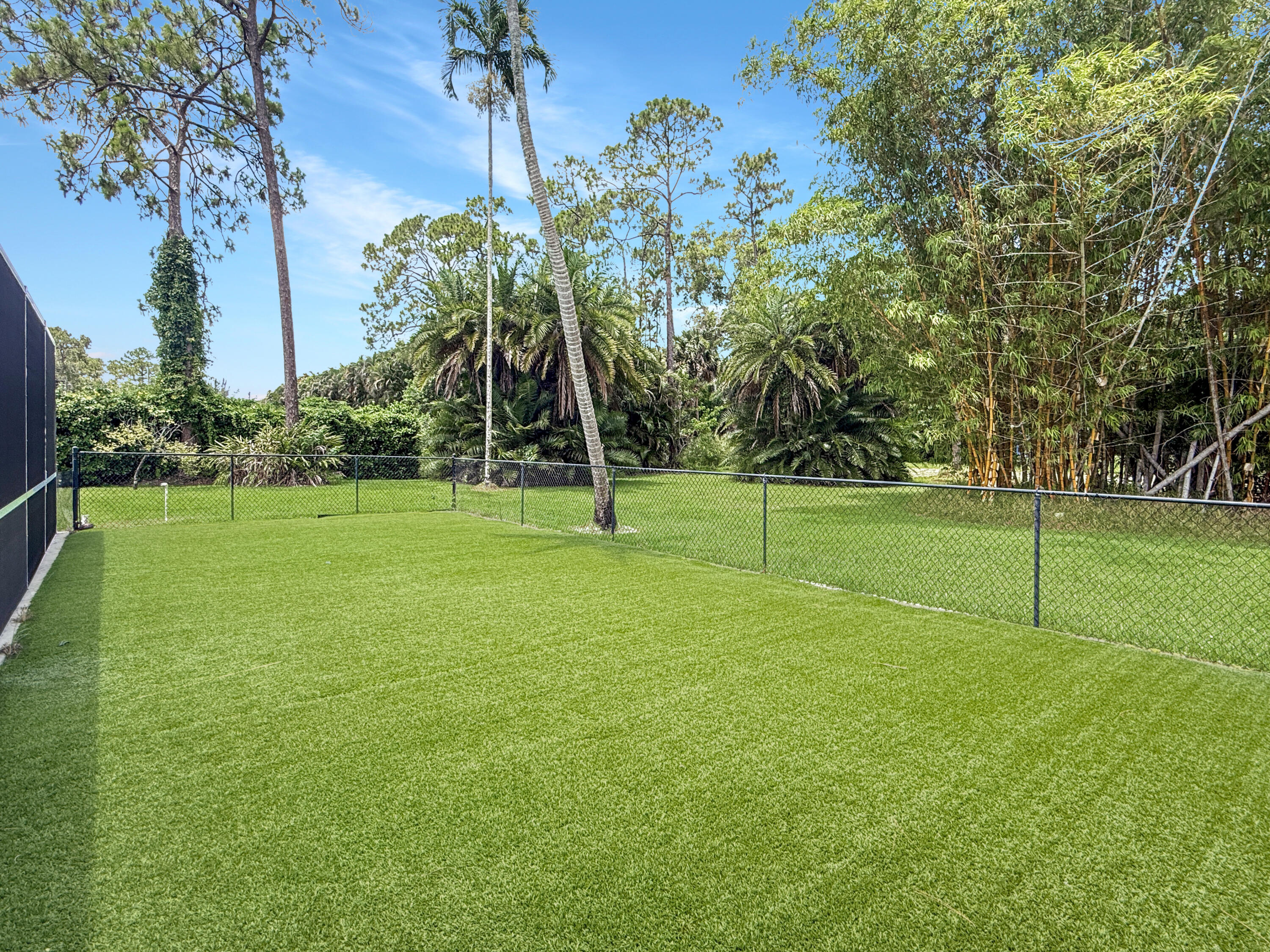 LOXAHATCHEE GROVES - Residential