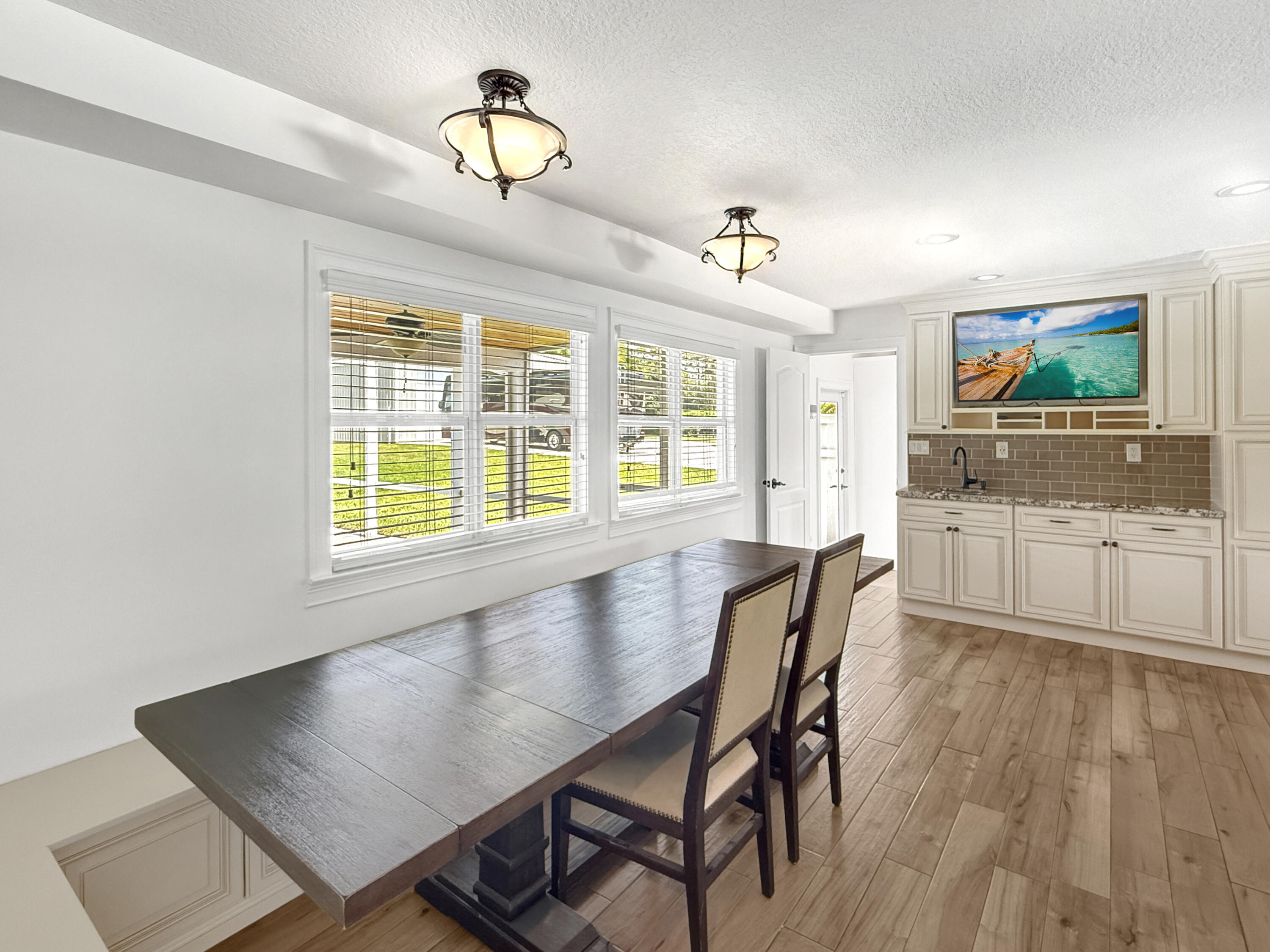 LOXAHATCHEE GROVES - Residential