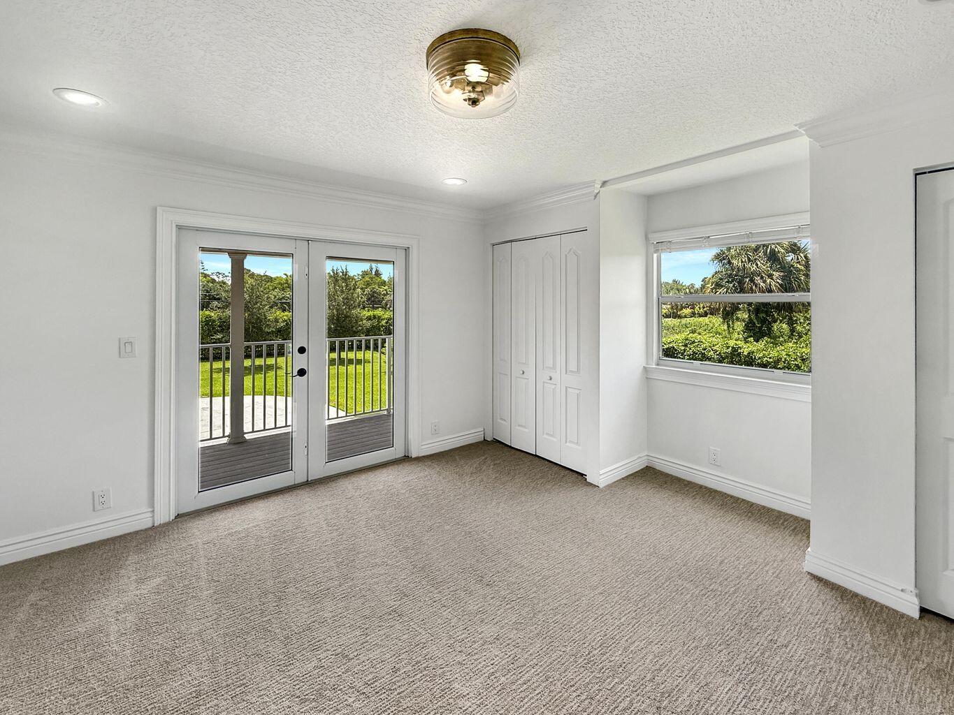 LOXAHATCHEE GROVES - Residential
