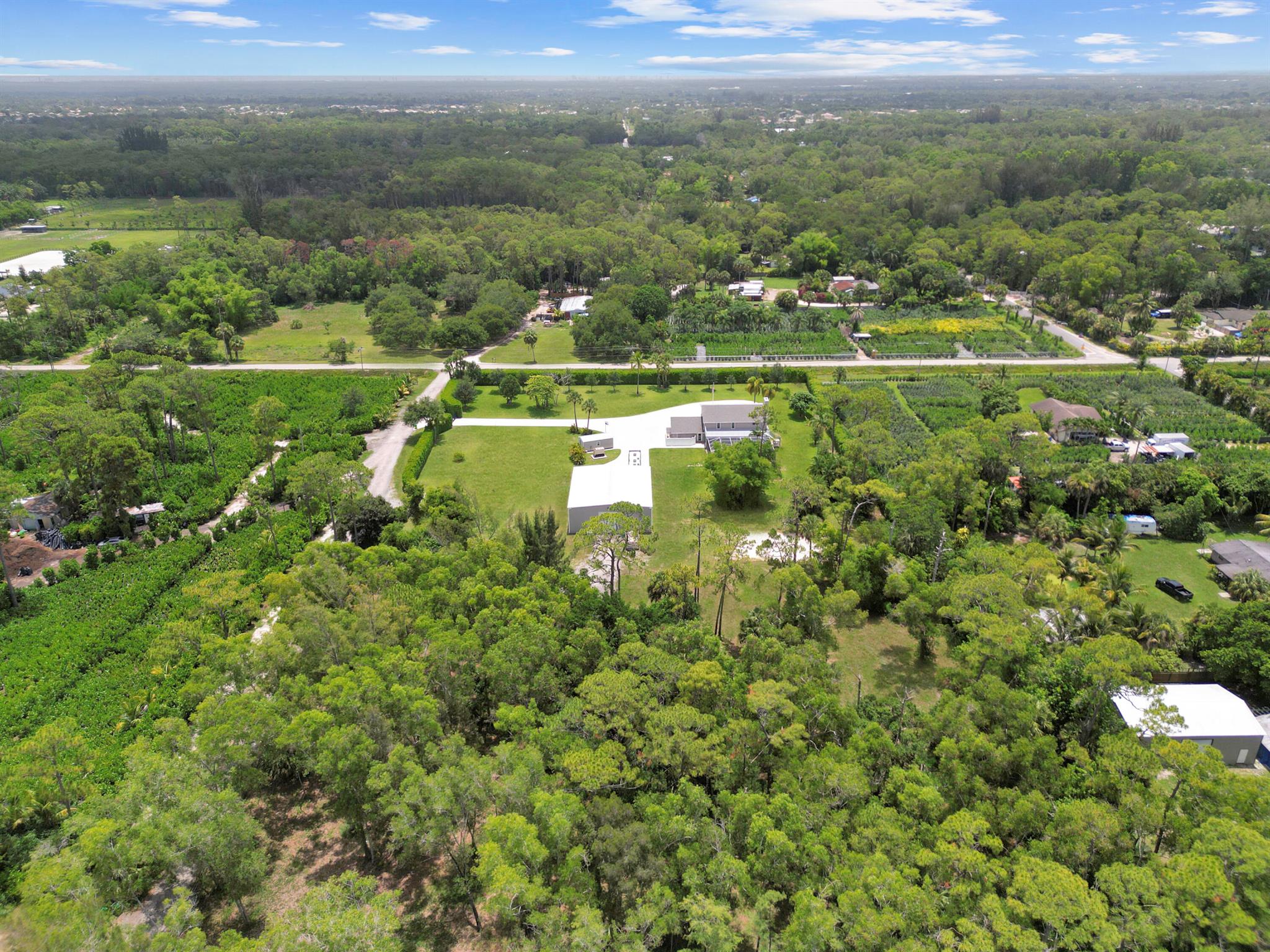 LOXAHATCHEE GROVES - Residential