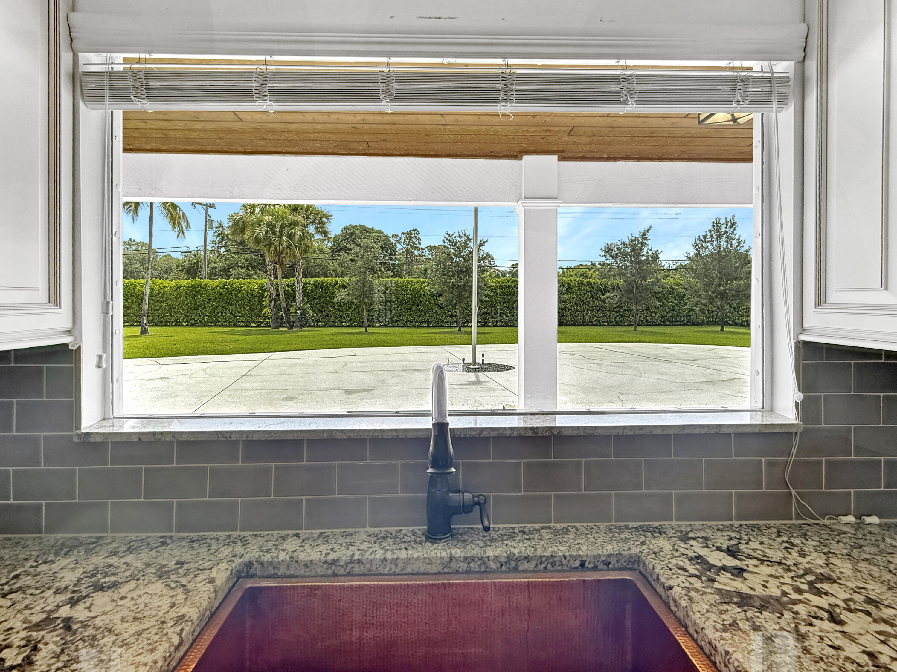 LOXAHATCHEE GROVES - Residential