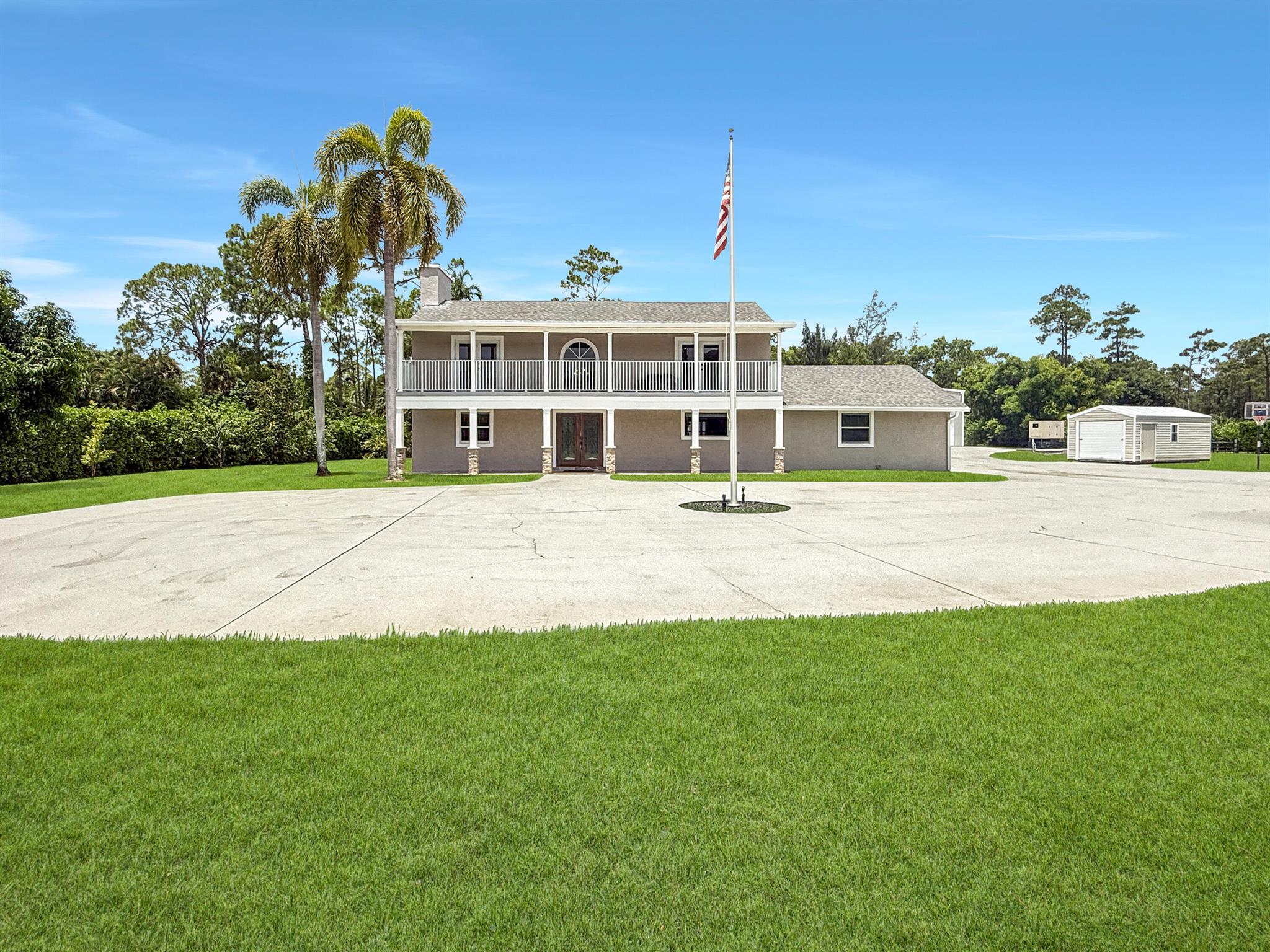 LOXAHATCHEE GROVES - Residential