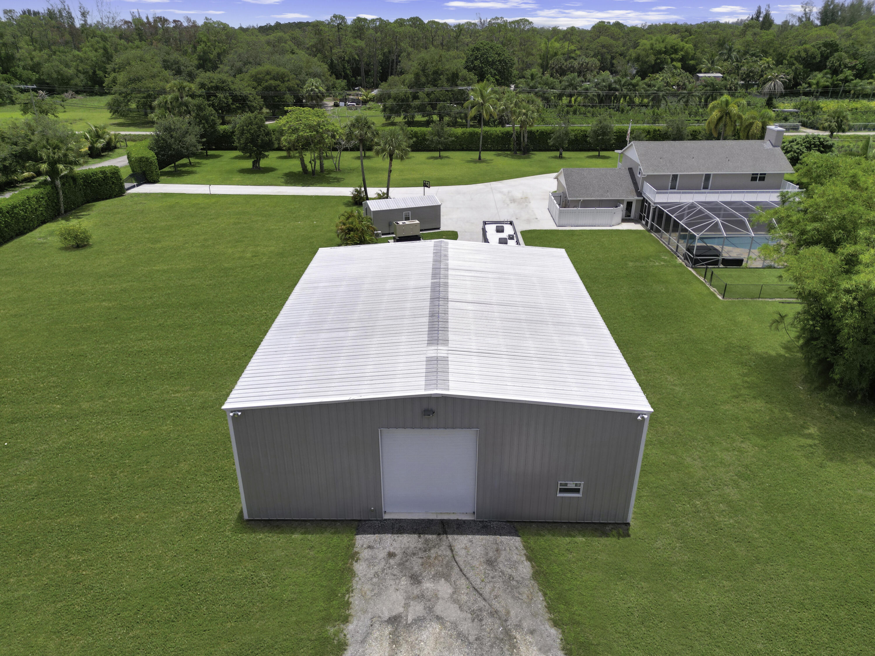 LOXAHATCHEE GROVES - Residential