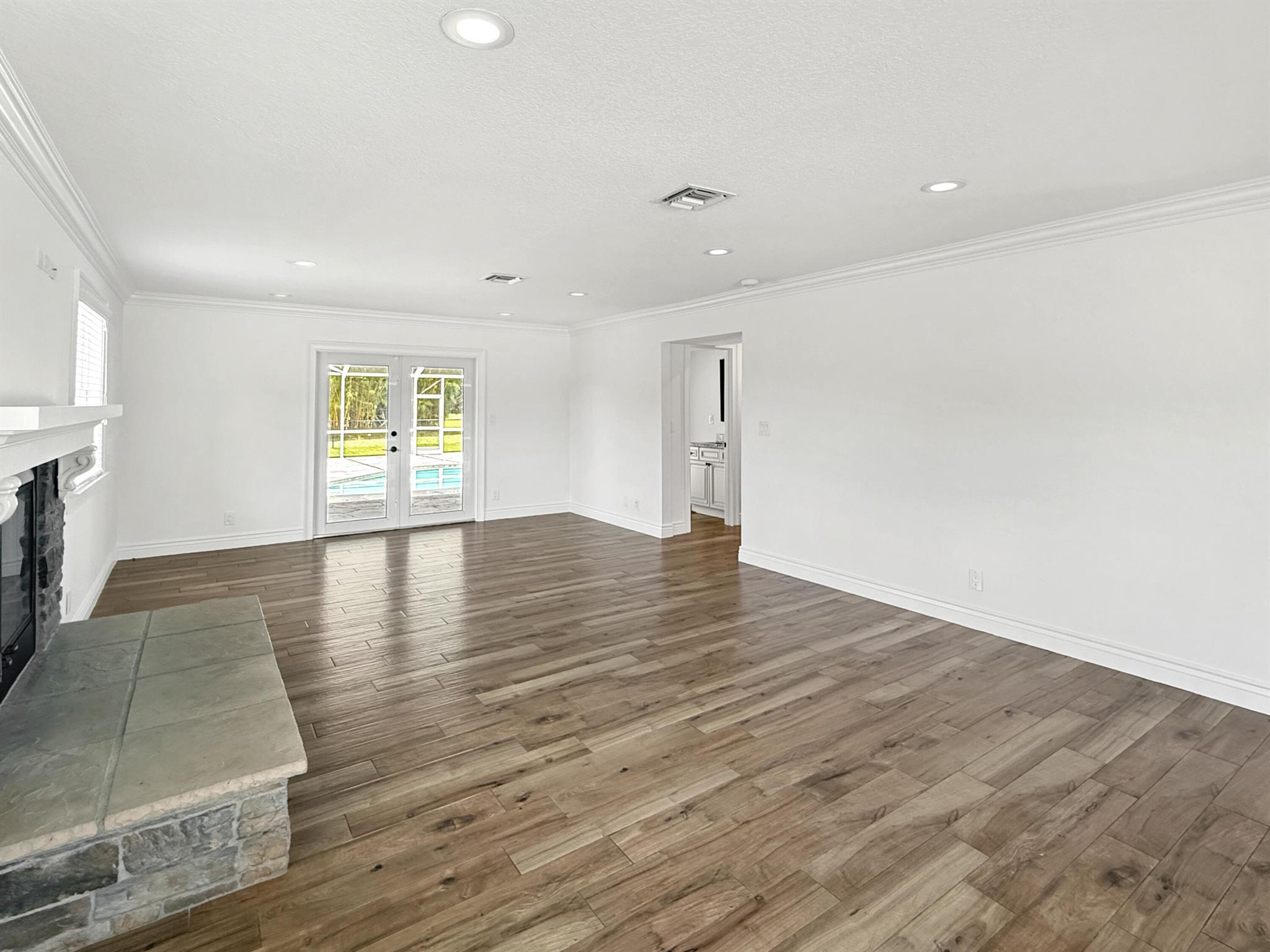 LOXAHATCHEE GROVES - Residential