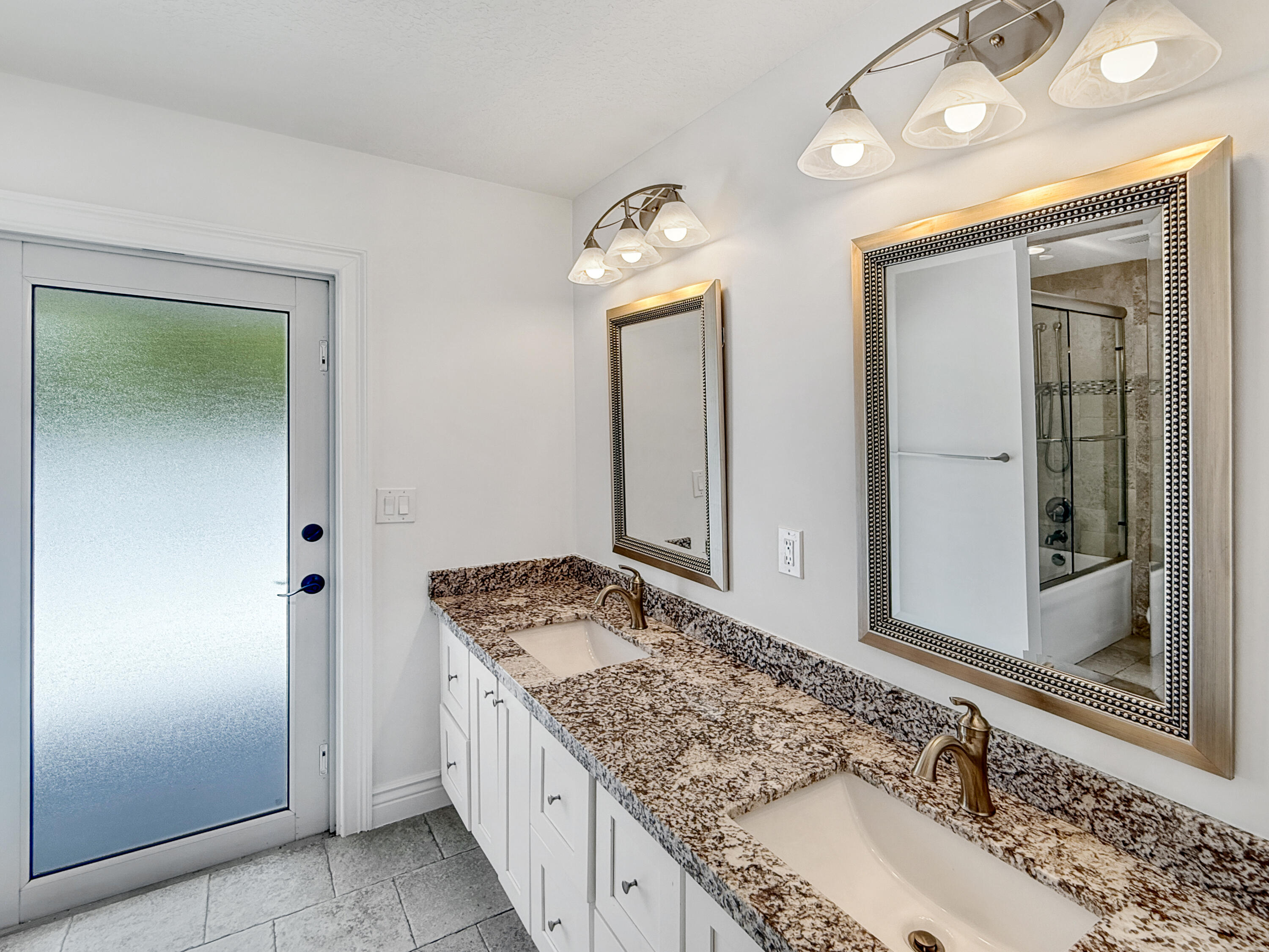 LOXAHATCHEE GROVES - Residential