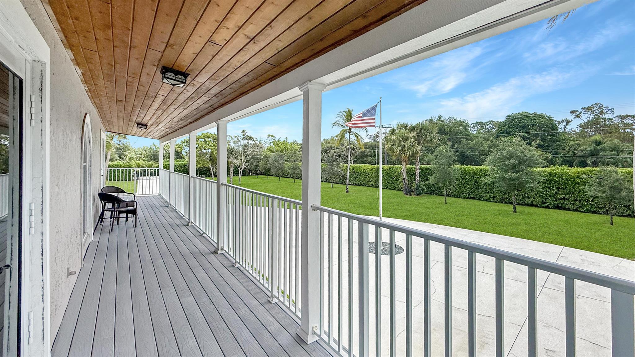 LOXAHATCHEE GROVES - Residential