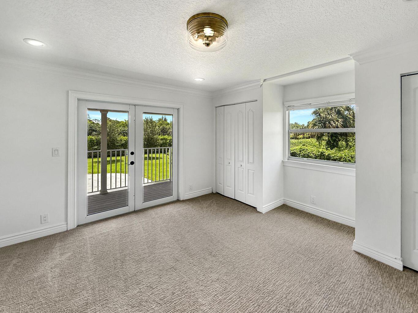 LOXAHATCHEE GROVES - Residential