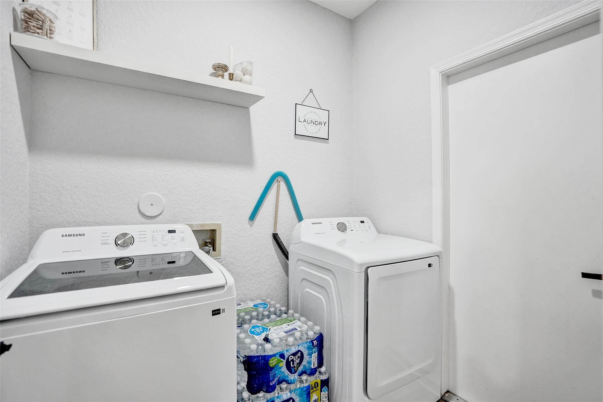 Oakwood 80-39 B - Residential