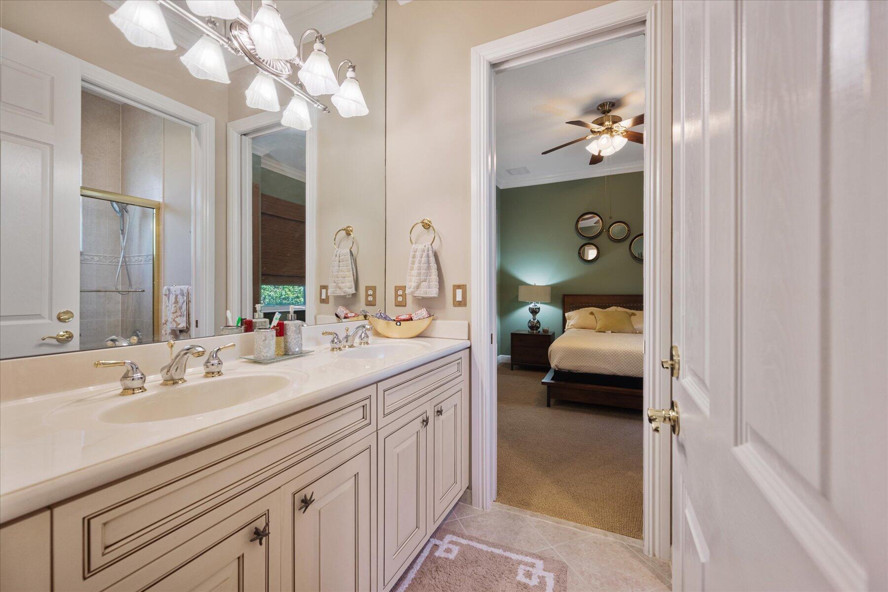 EQUESTRIAN CLUB - Residential Lease