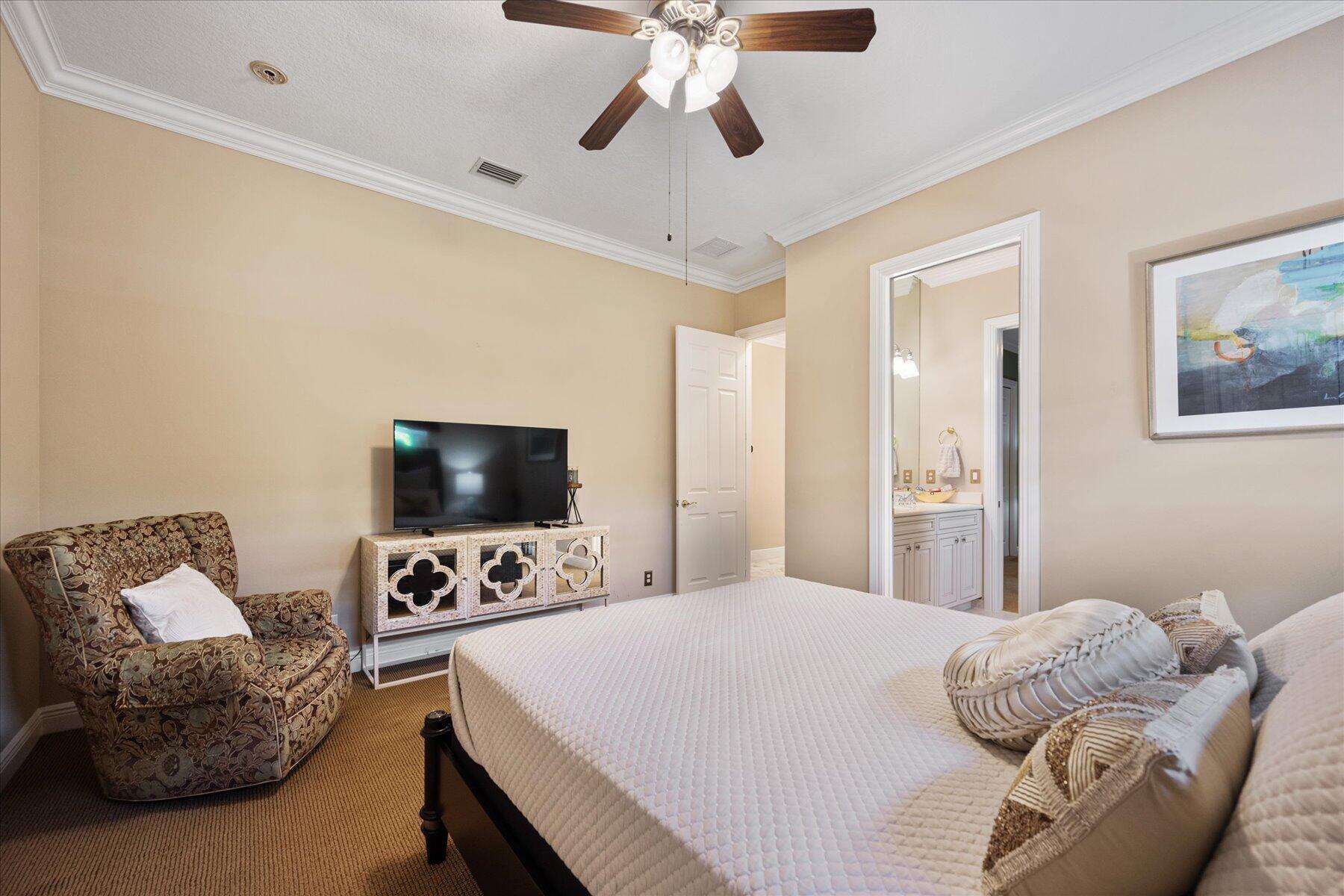 EQUESTRIAN CLUB - Residential Lease