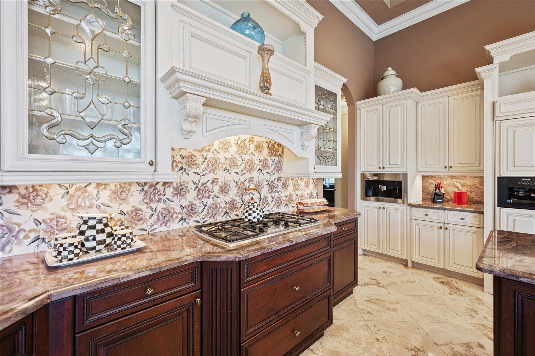 EQUESTRIAN CLUB - Residential Lease