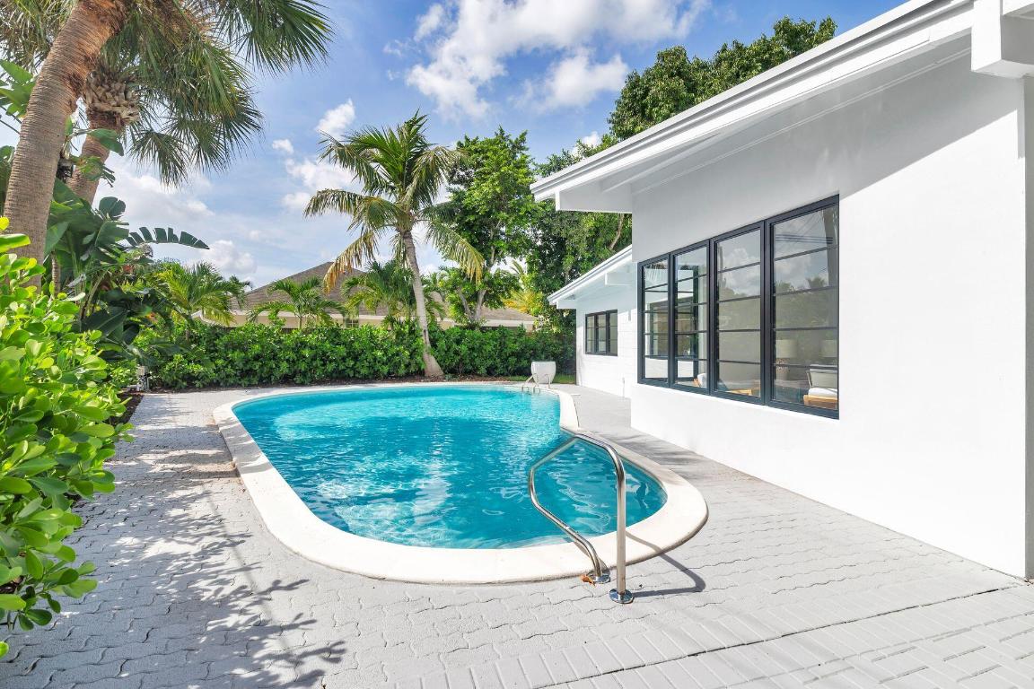 LAKE CLARKE ESTATES - Residential