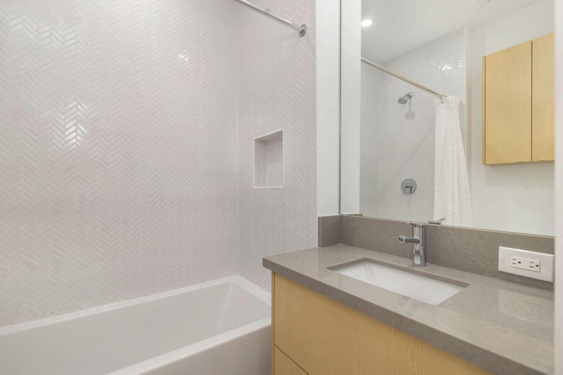 LAKE CLARKE ESTATES - Residential