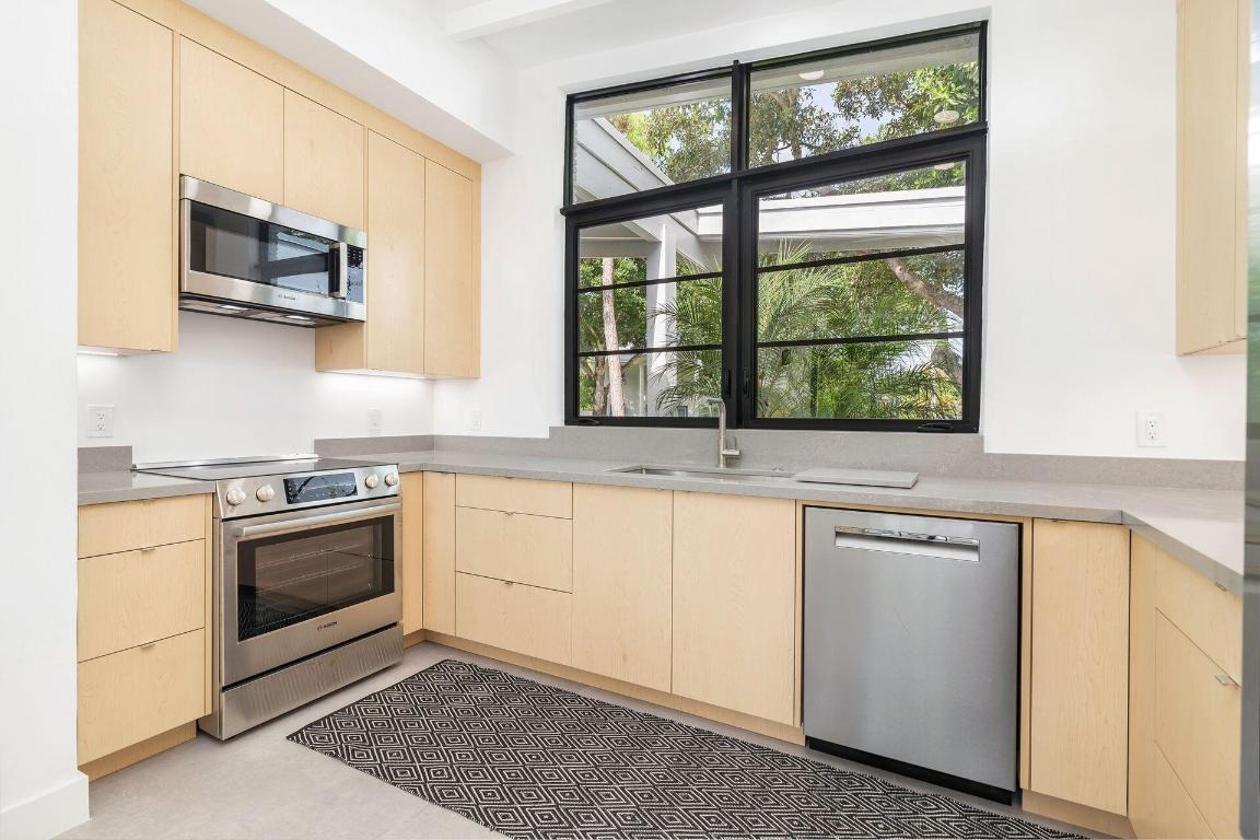 LAKE CLARKE ESTATES - Residential