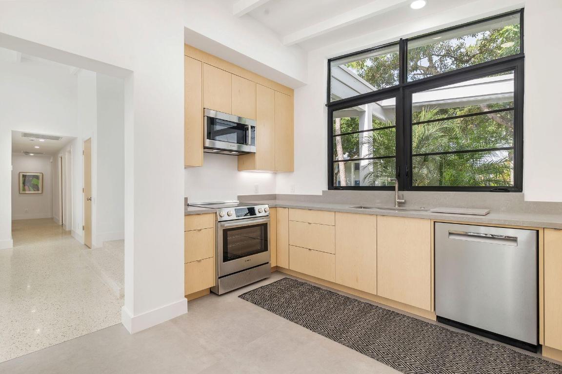 LAKE CLARKE ESTATES - Residential