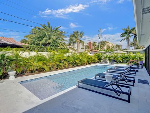 A home in Lauderdale By The Sea