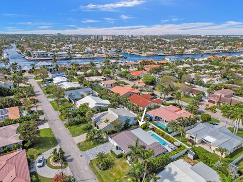 A home in Lauderdale By The Sea