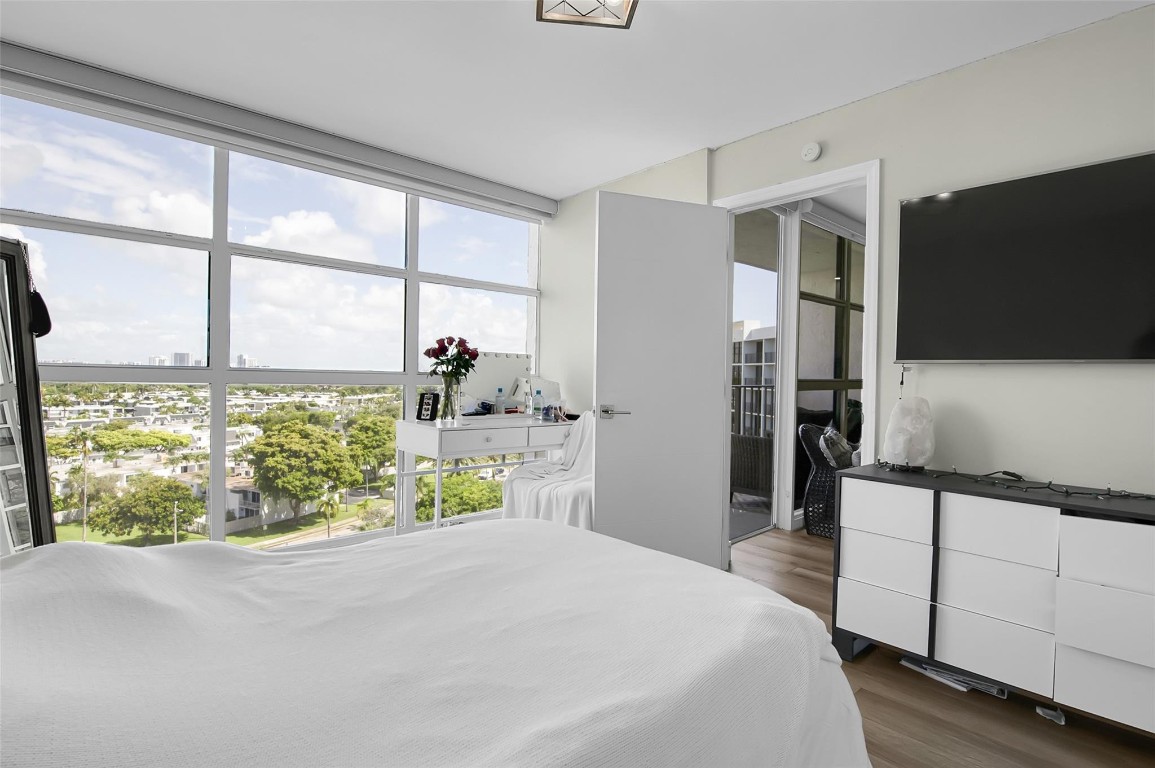 Towers of Oceanview South - Residential