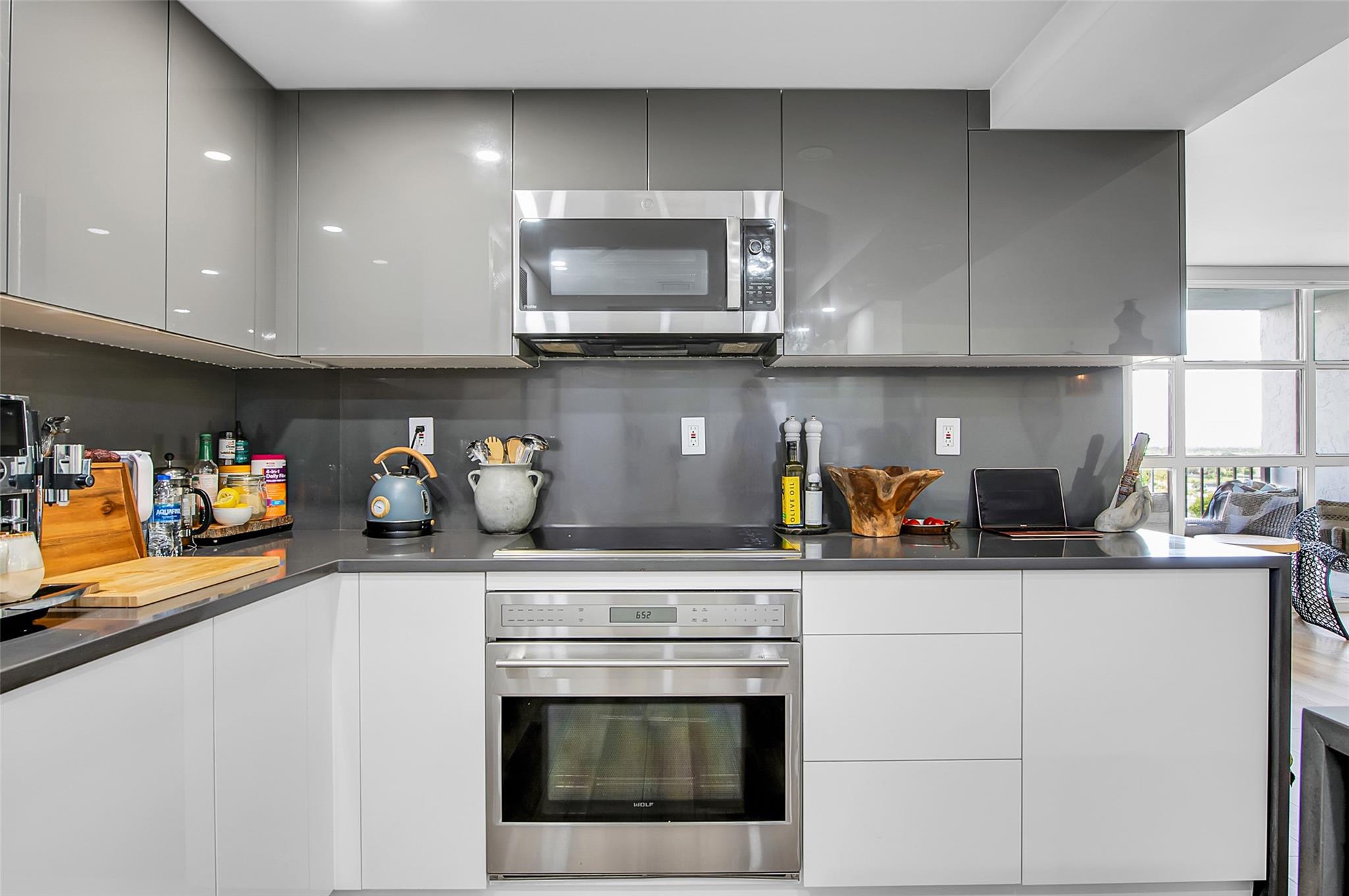 Towers of Oceanview South - Residential