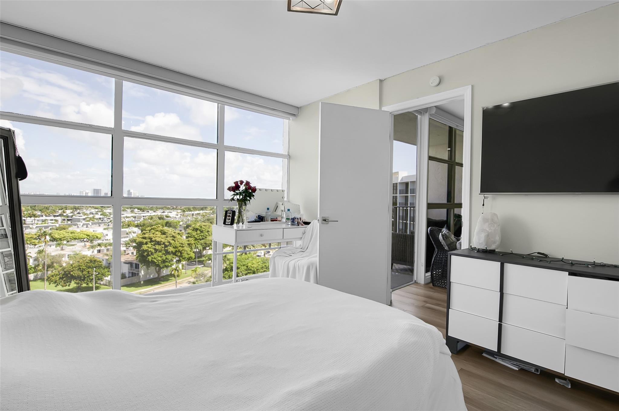 Towers of Oceanview South - Residential