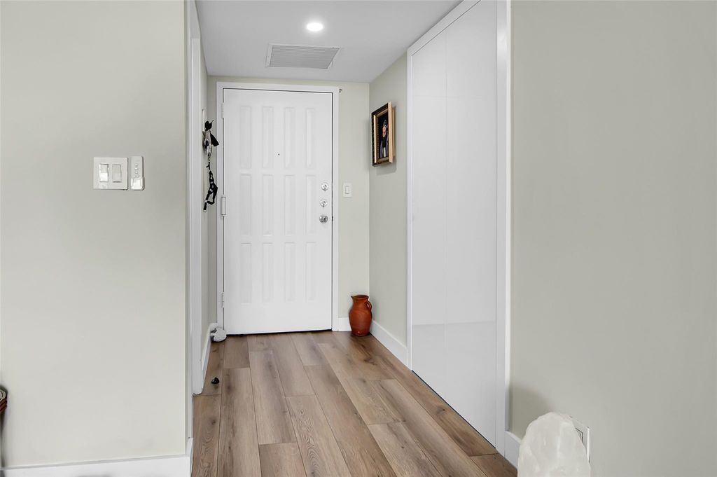 Photo of 600 Parkview Dr #1029, Hallandale Beach, FL 33009 (MLS # F10541777)