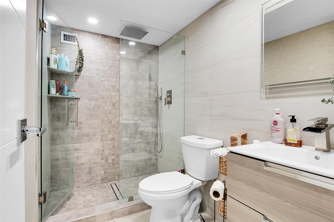 Towers of Oceanview South - Residential