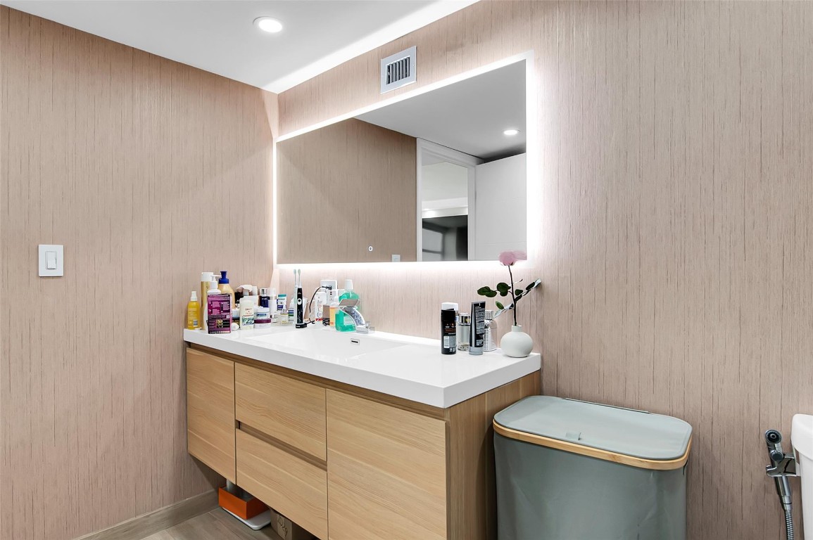 Towers of Oceanview South - Residential