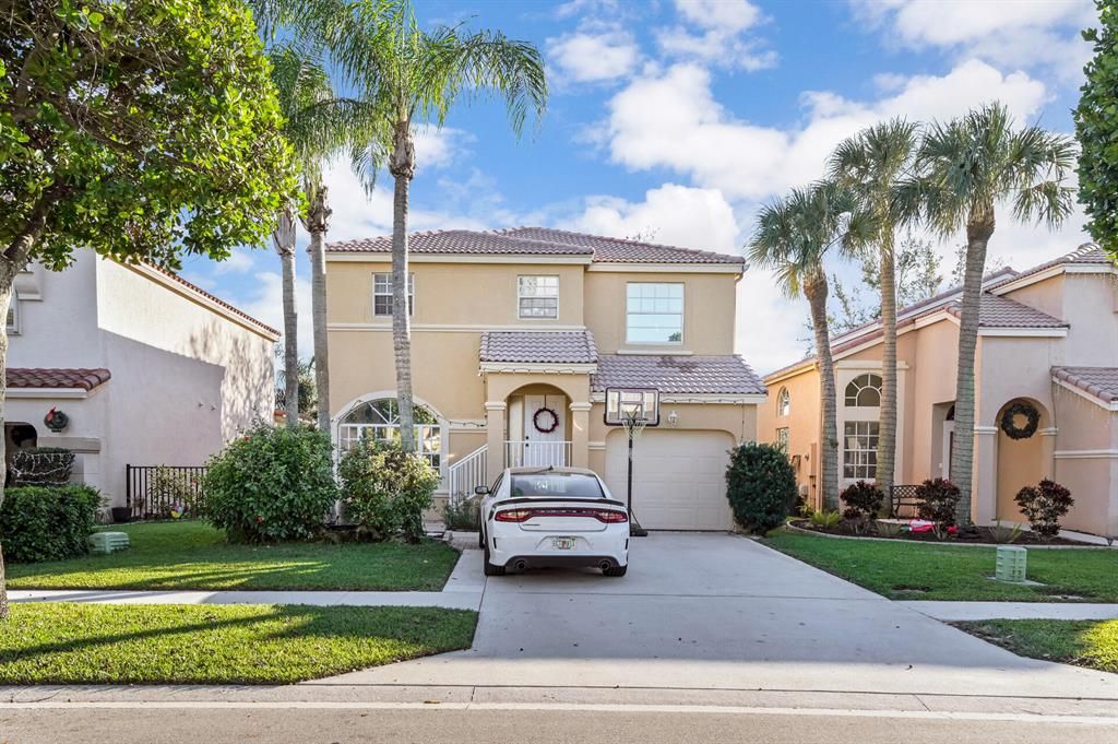 Photo of 7889 Rockport Circle Cir, Lake Worth Beach, FL 33467 (MLS # R10766469)