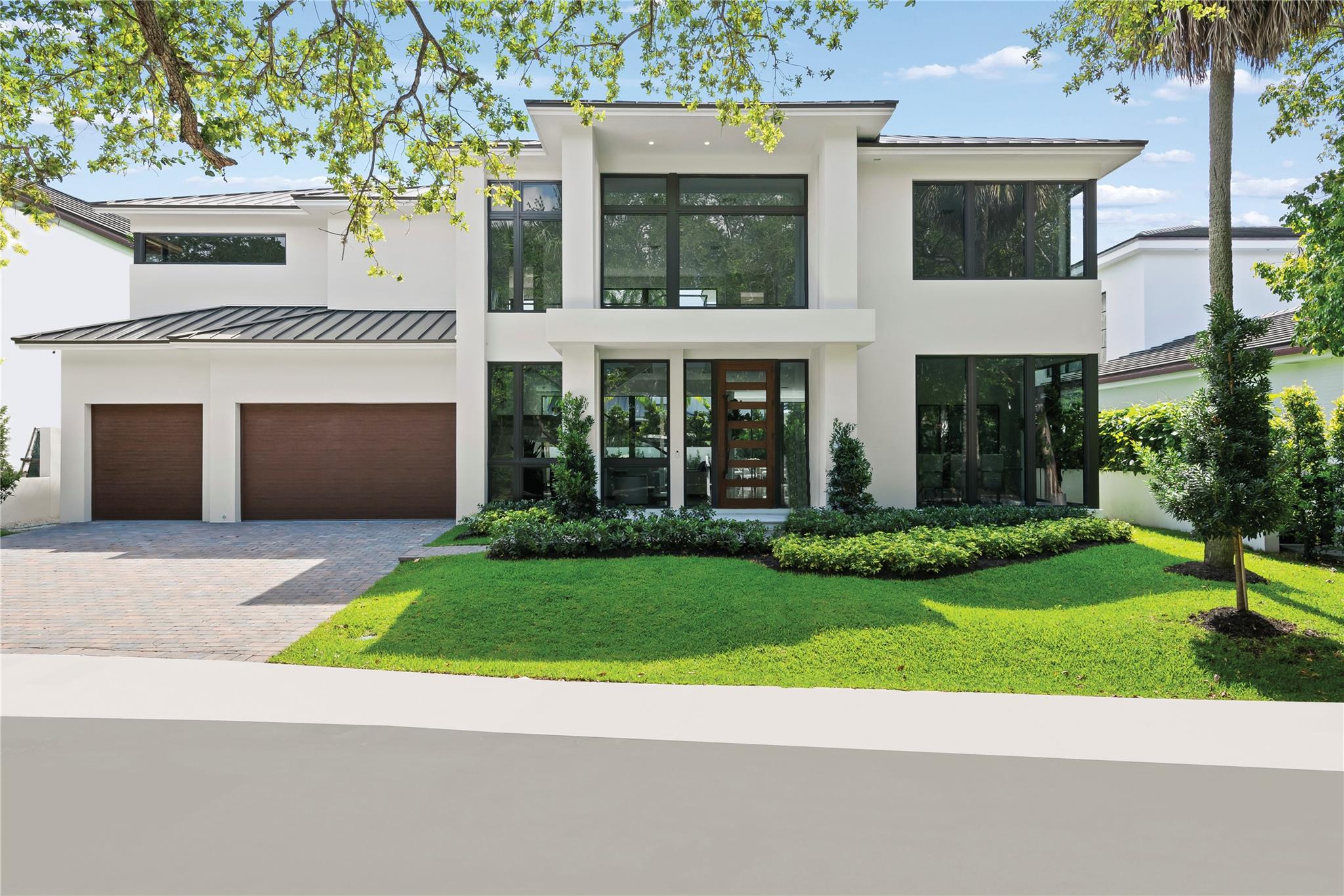 1544 Ponce De Leon Dr