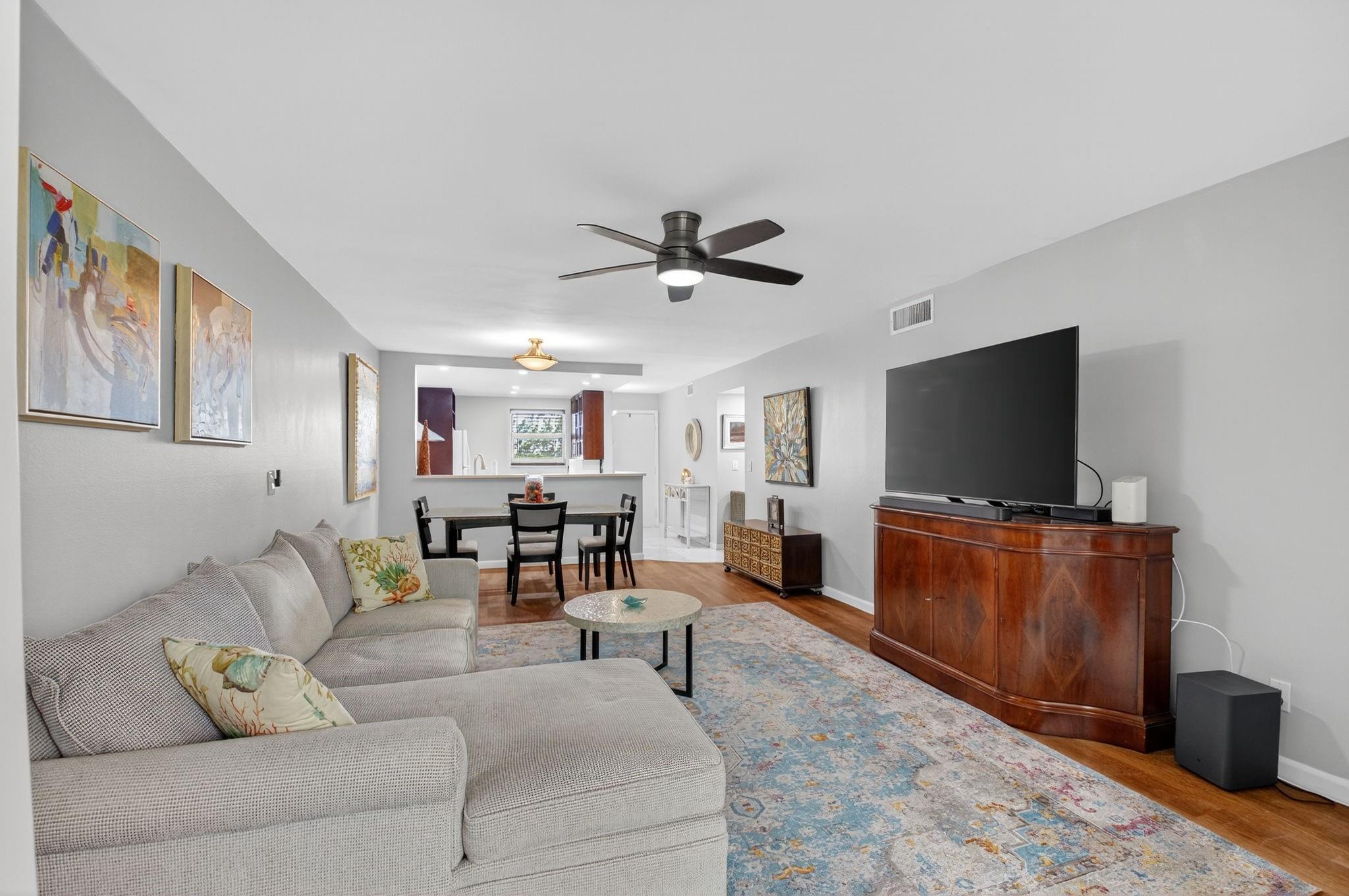 2601 NE 3rd Ct 403