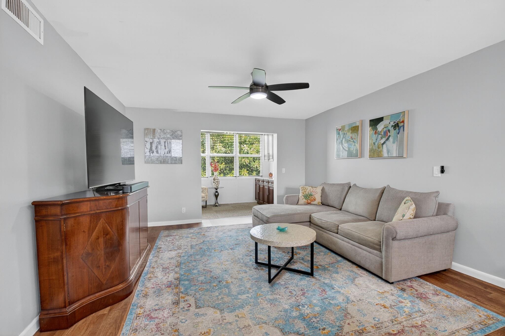 2601 NE 3rd Ct 403