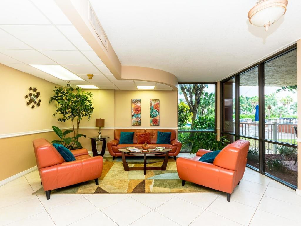 Island Club - Residential