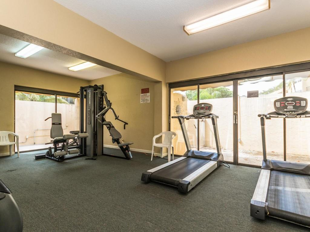 Island Club - Residential