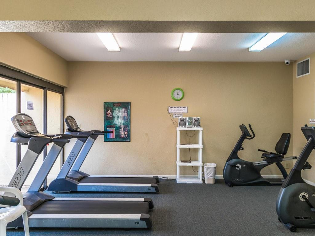 Island Club - Residential