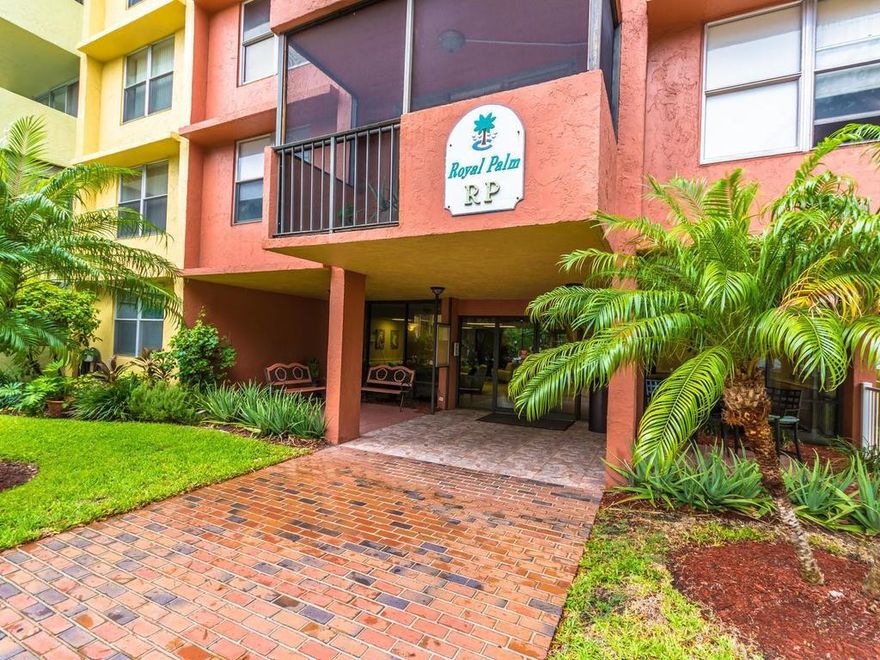 UPDATED TO PERFECTION 1/1 IN SOUGHT AFTER ISLAND CLUB. GENUINE WOOD FLOORING, KNOCKDOWN ON WALLS AND CEILING. STAINLESS STEEL APPLIANCES AND GRANITE IN KITCHEN, NEWER MODERN CABINETS. HURRICANE IMPACT WINDOWS AND DOORS! UNIT IS VERY SPACIOUS WITH AMPLE CLOSET AND STORAGE SPACES. TILED PATIO FACES SOUTH FOR A WONDERFUL GARDEN VIEW. FULL TIME GUARD AT GATE WITH PHONE ENTRY AT LOBBY.COMPLEX OFFERS TWO HEATED POOLS, FITNESS CENTER, JACUZZI, SAUNA,BBQ, CLUB ROOM AND COMMUNITY BUS! COME SEE THIS BEAUTY.