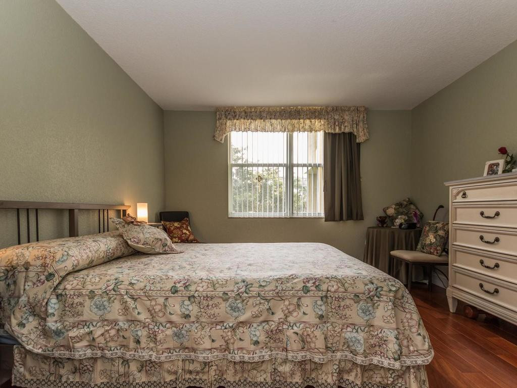 Island Club - Residential