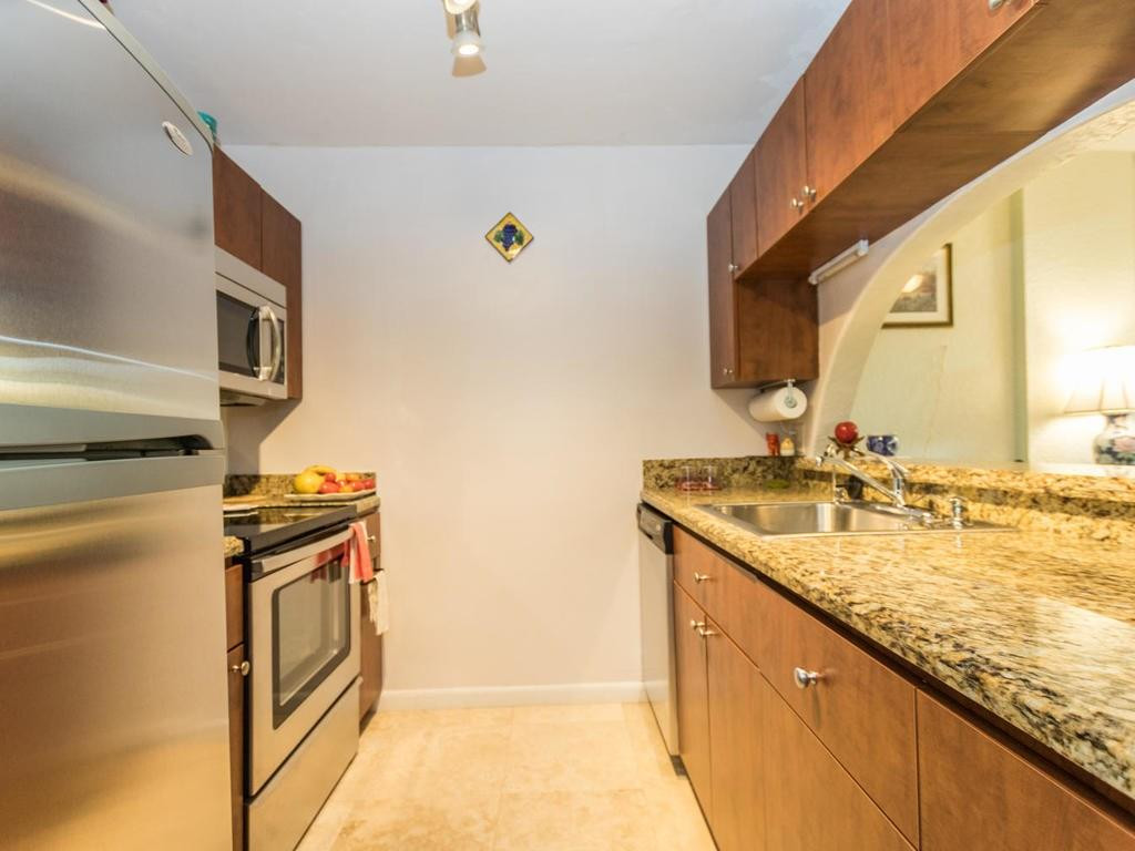 Island Club - Residential