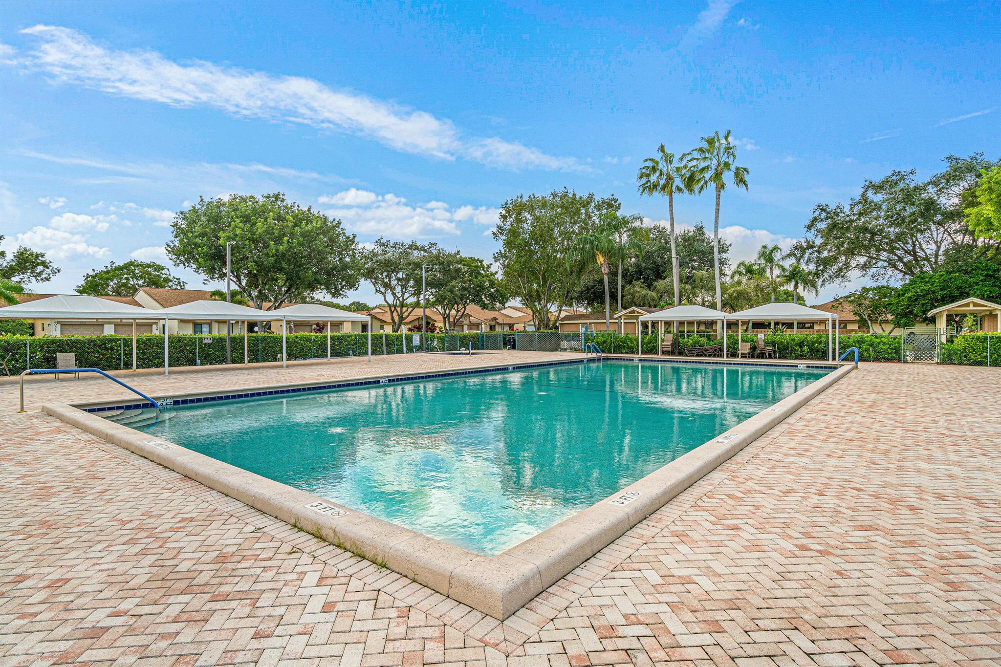 WHISPER WALK SEC D CONDO - Residential