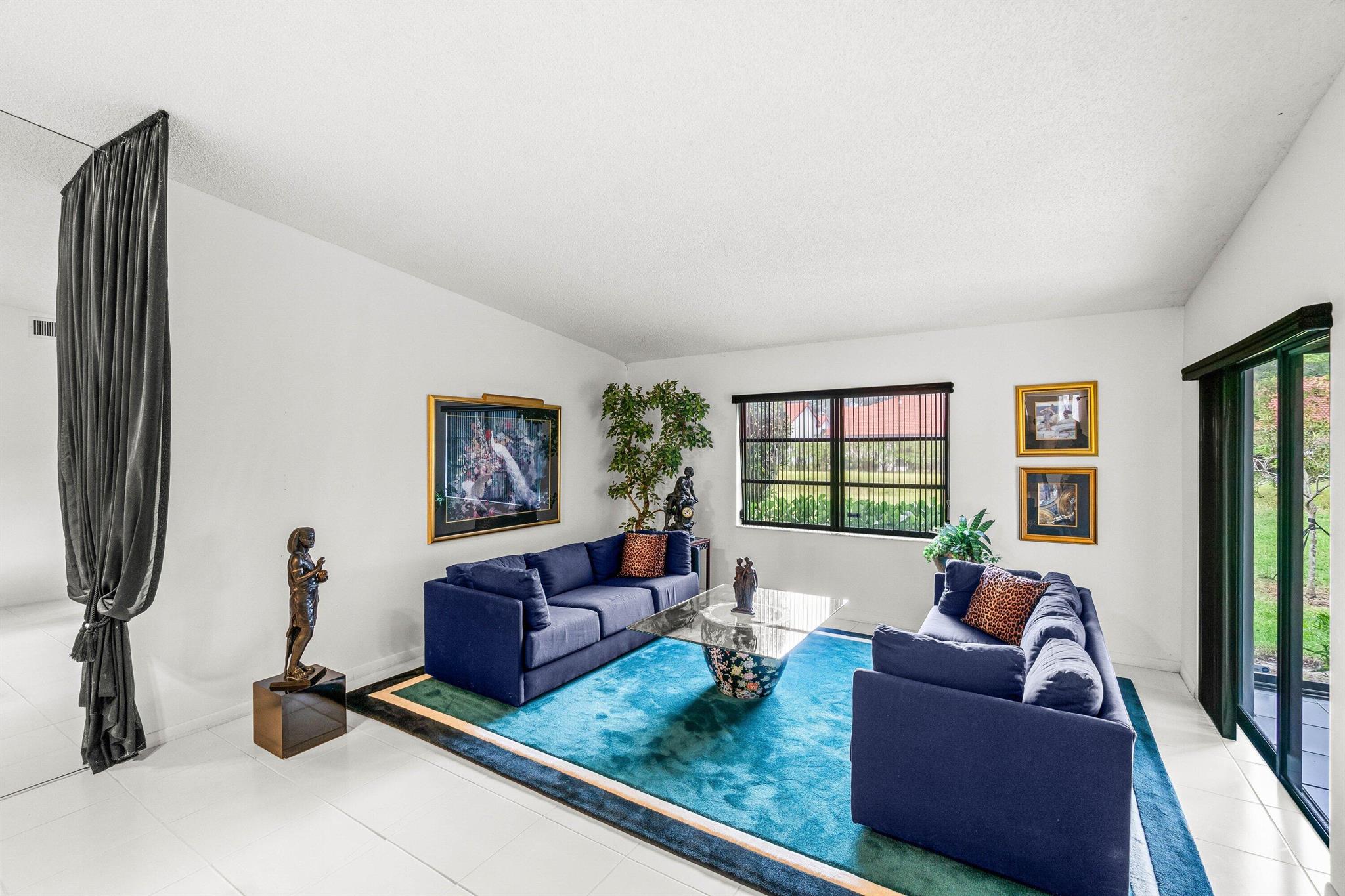 WHISPER WALK SEC D CONDO - Residential