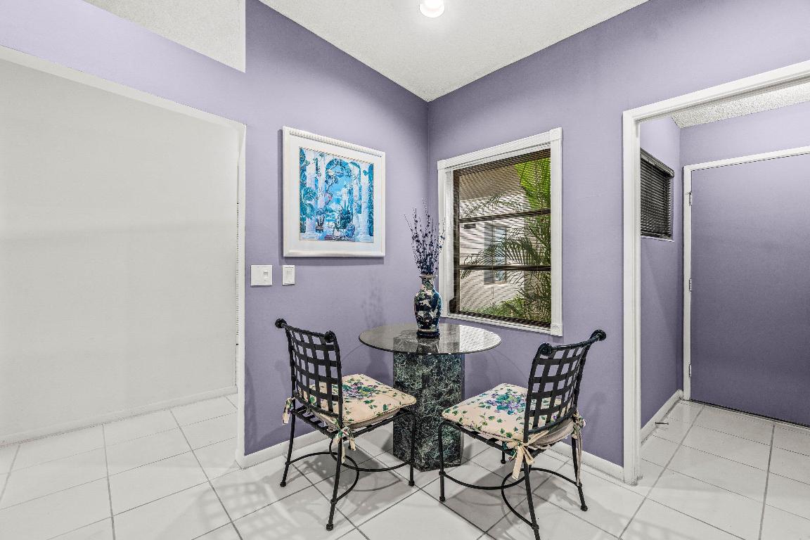 WHISPER WALK - Residential