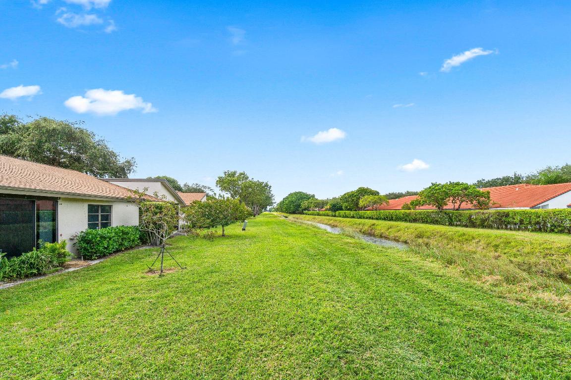 WHISPER WALK - Residential