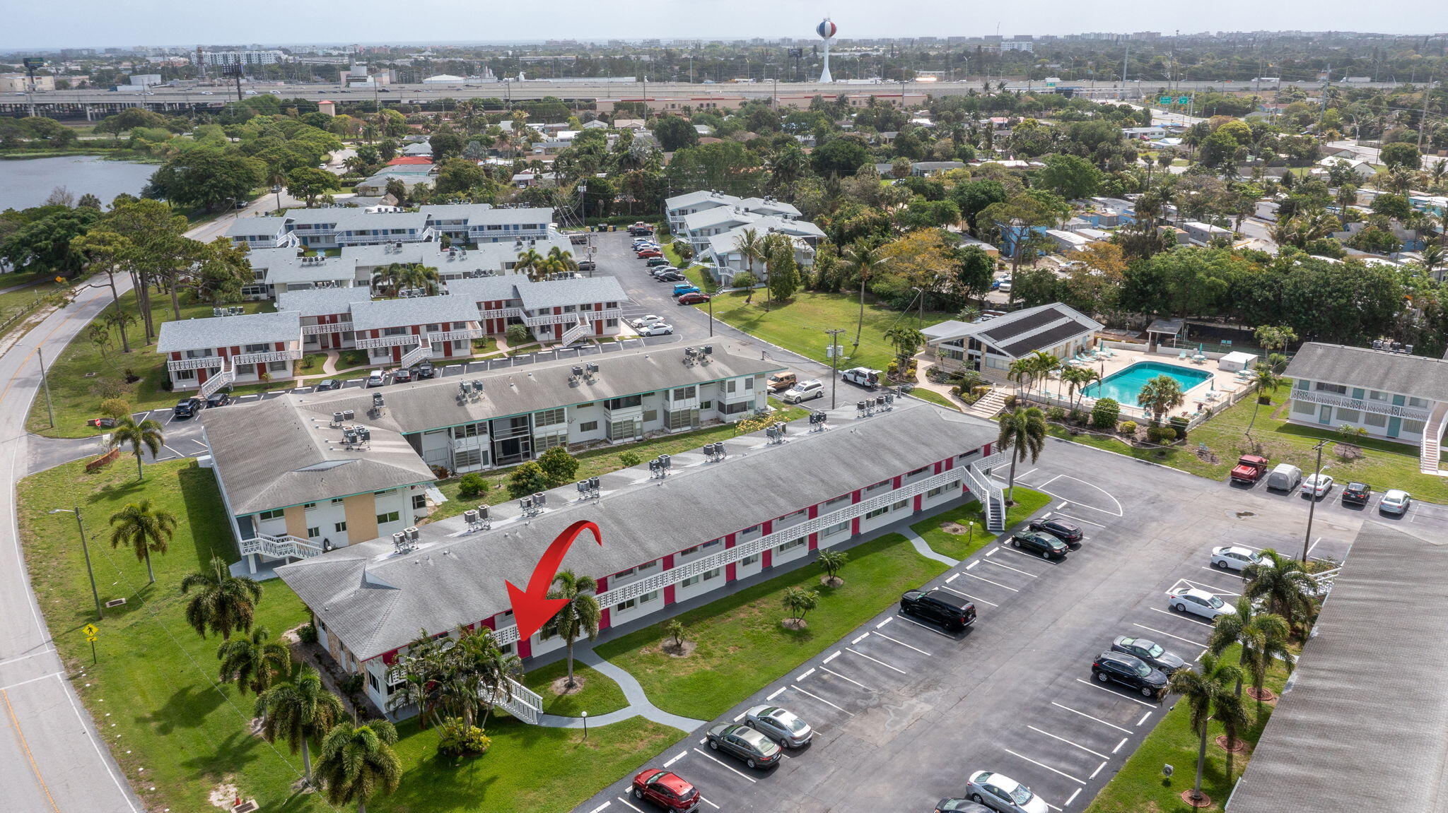 LAKESIDE POINT APT 5 CONDO - Residential