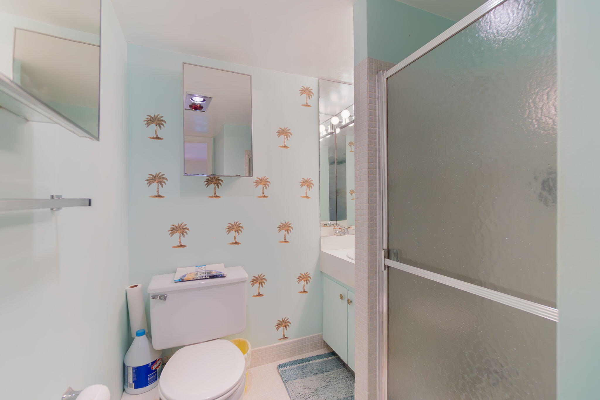 LAKESIDE POINT APT 5 CONDO - Residential